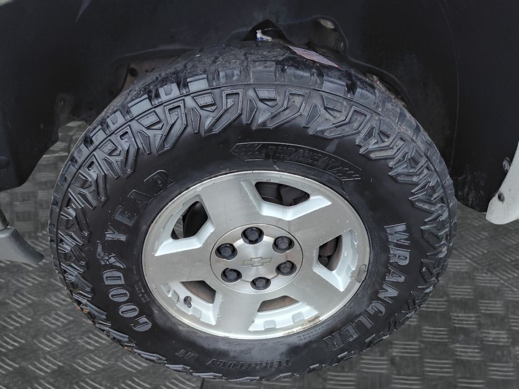 Used Car 2005 Chevrolet Silverado 1500  Ls For Sale Under $10,000 In Austin, Texas