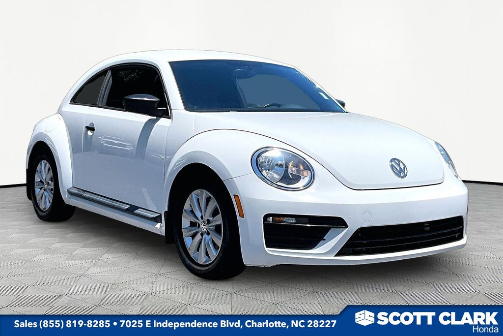 2018 Volkswagen Beetle 2.0T S Auto's photo