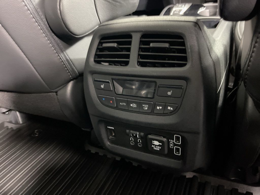 Thumbnail: 2020 Honda Pilot - 19