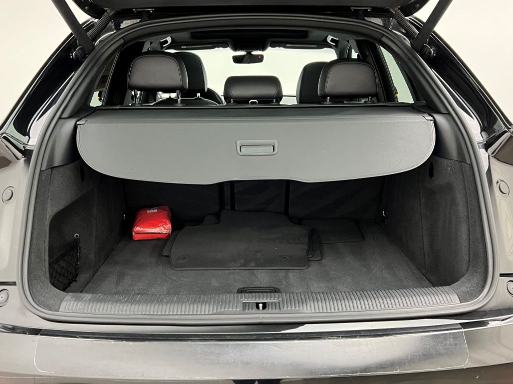 Thumbnail: 2016 Audi Q3 - 10