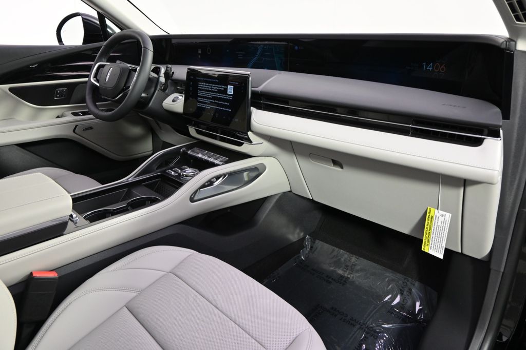 New 2026 Black Lincoln Premiere image 15