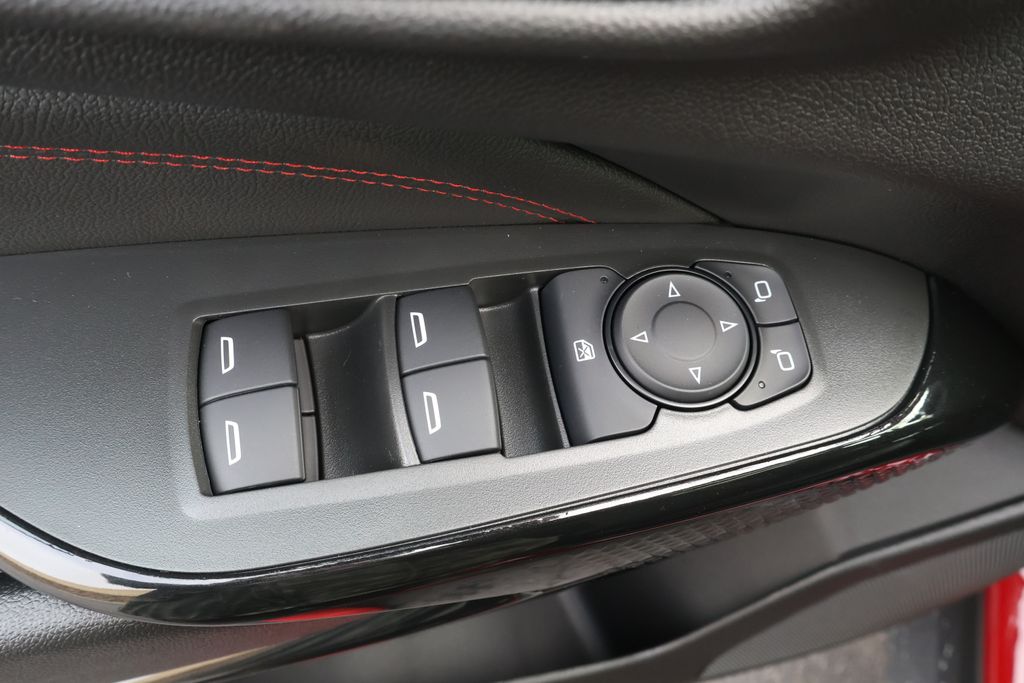 Thumbnail: 2026 Chevrolet Trax - 18