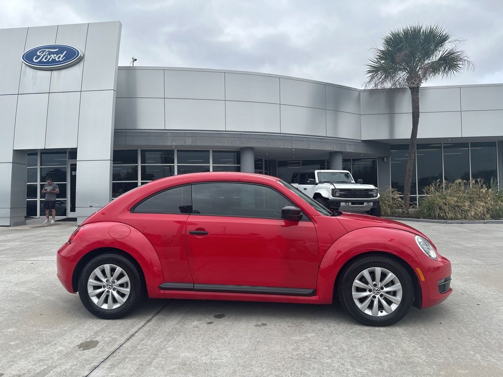 2016 Volkswagen Beetle 1.8T Wolfsburg Edition PZEV