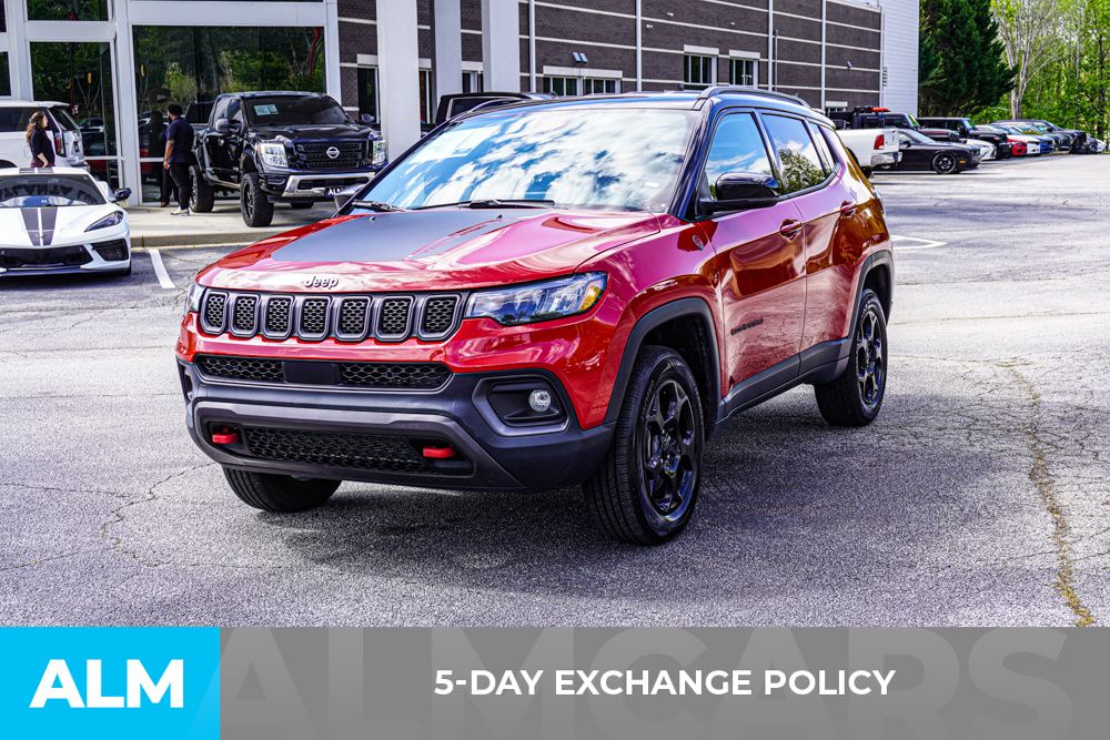 2024 Jeep Compass Trailhawk photo 3