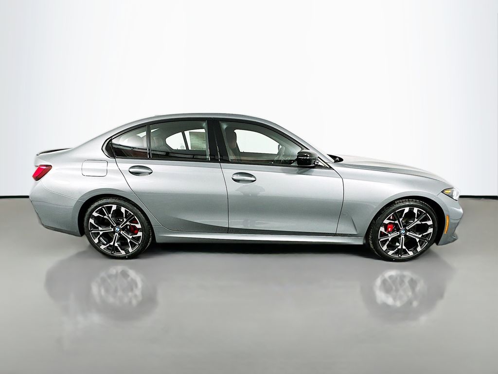 Thumbnail: 2026 BMW 3 Series - 4