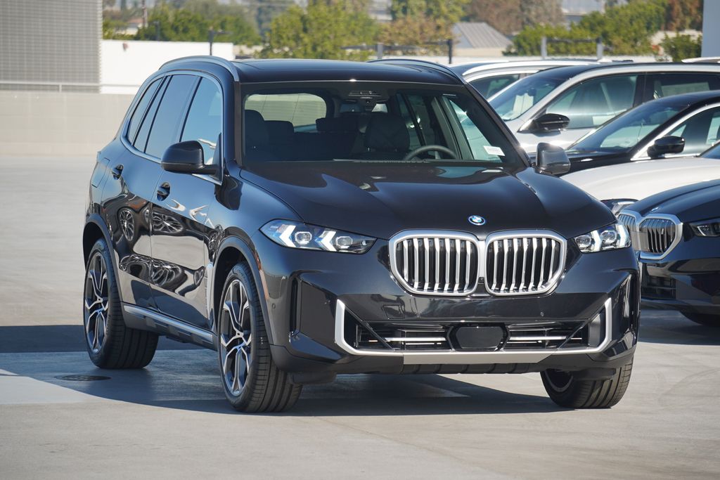 2025 BMW X5 xDrive50e 3