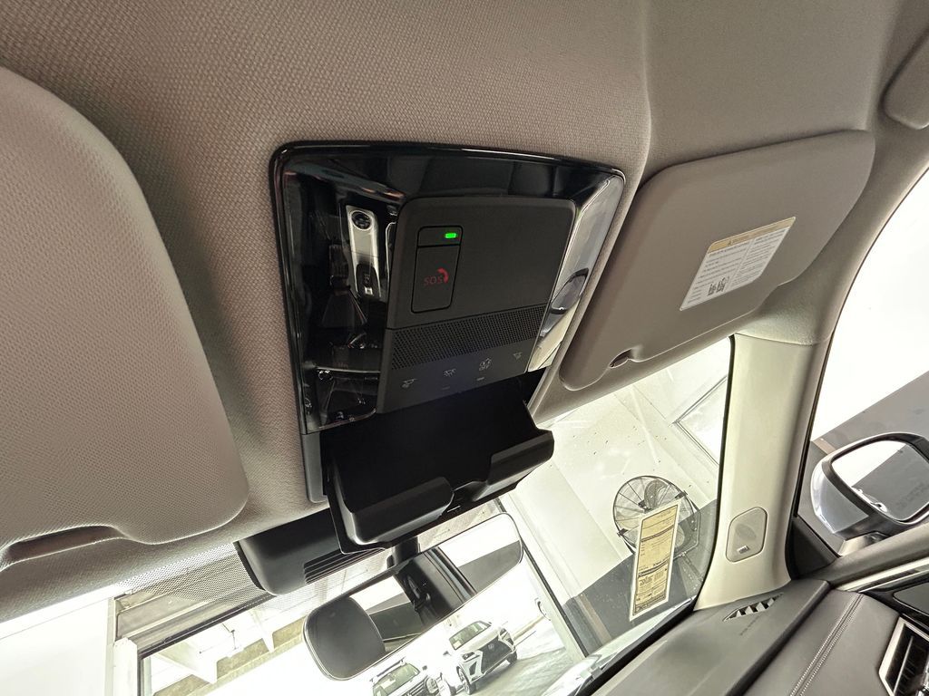 New 2026 Gray Mitsubishi SE image 36