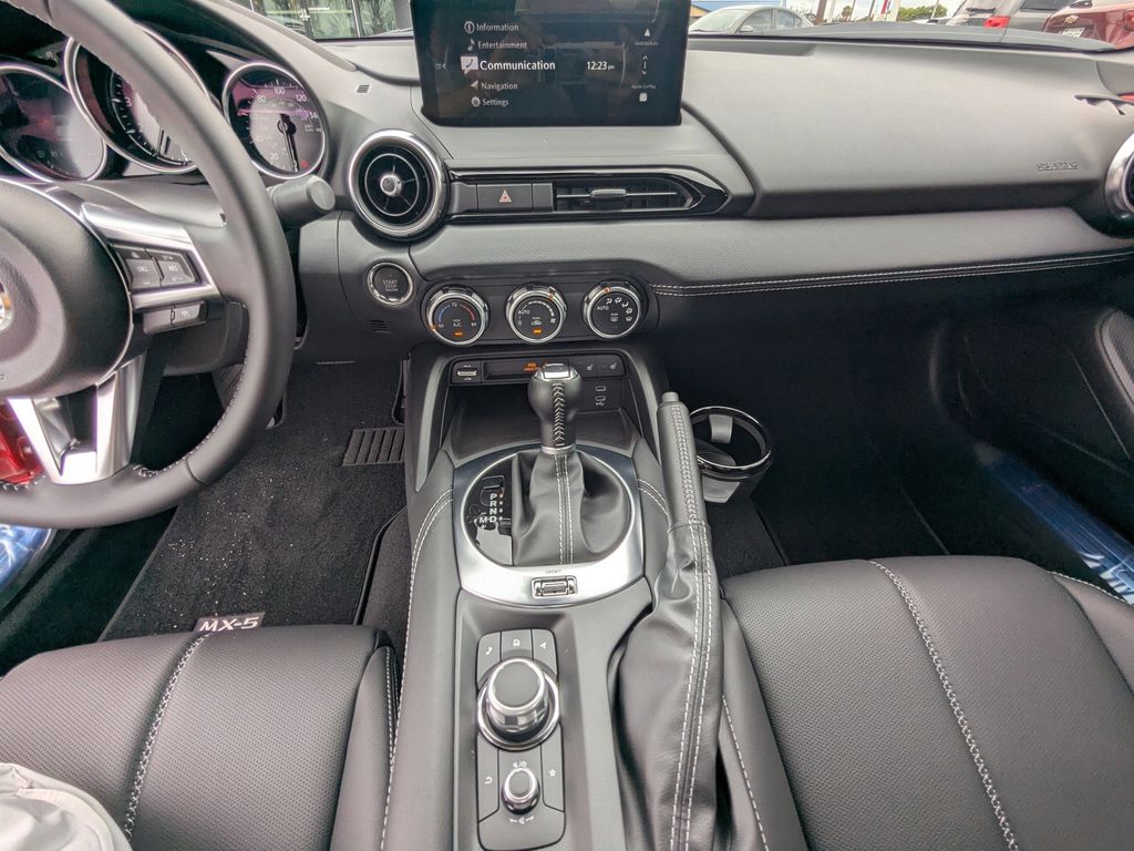 2025 Mazda MX-5 Miata RF Grand Touring