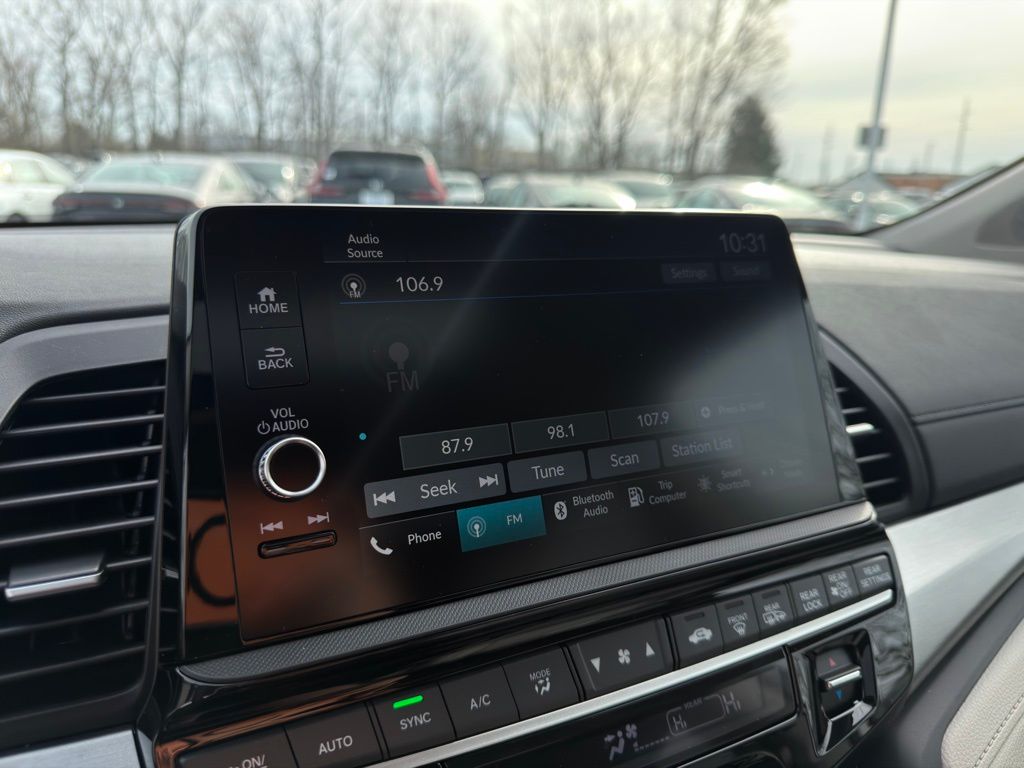 Thumbnail: 2026 Honda Odyssey - 30