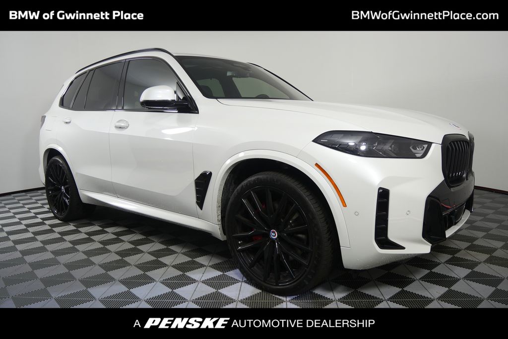 2024 BMW X5 sDrive40i Hero Image