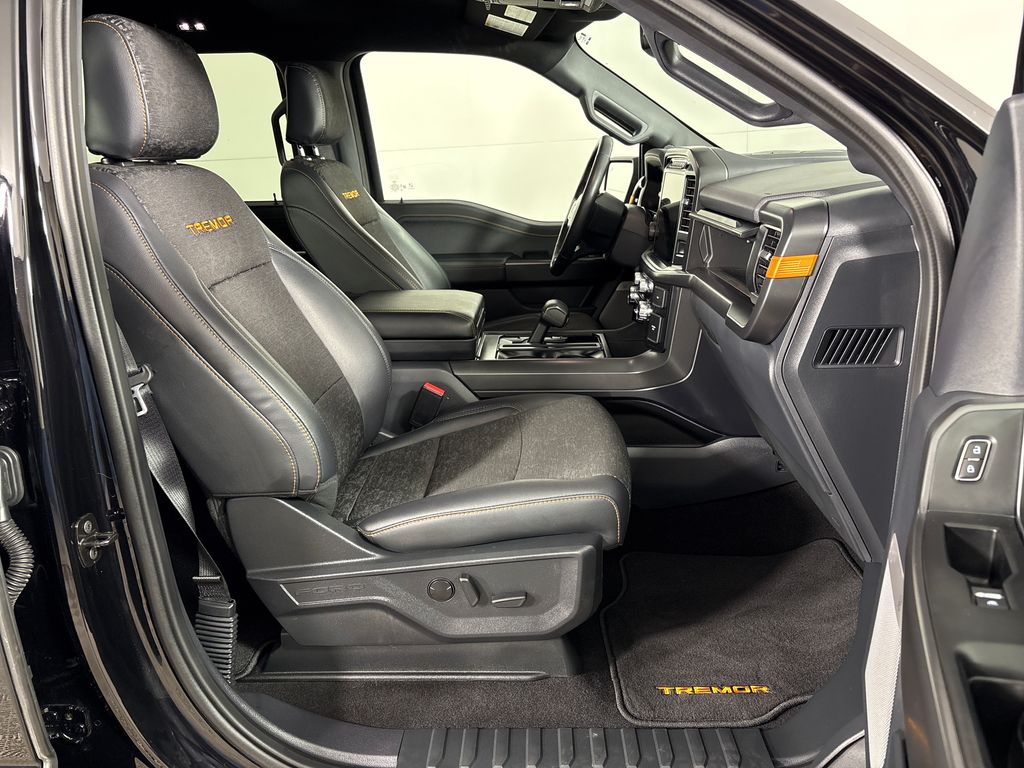 Certified Used 2024  Ford Tremor image 7