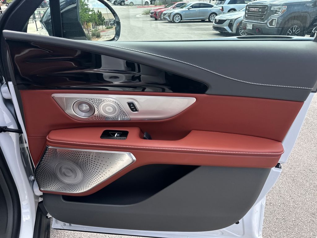 Used Car 2025 Lincoln Nautilus  Black Label For Sale Under $70,000 In Austin, Texas