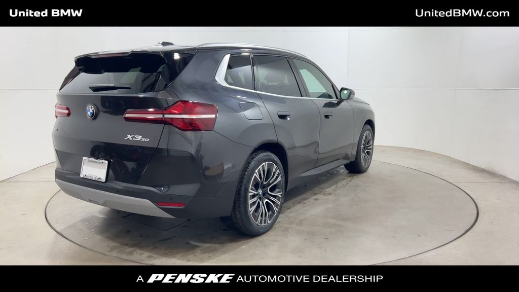 Thumbnail: 2026 BMW X3 - 8