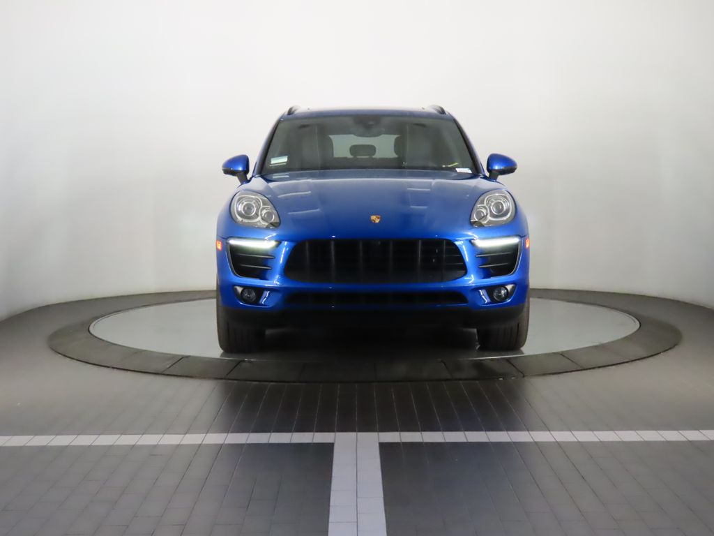 Thumbnail: 2017 Porsche Macan - 10