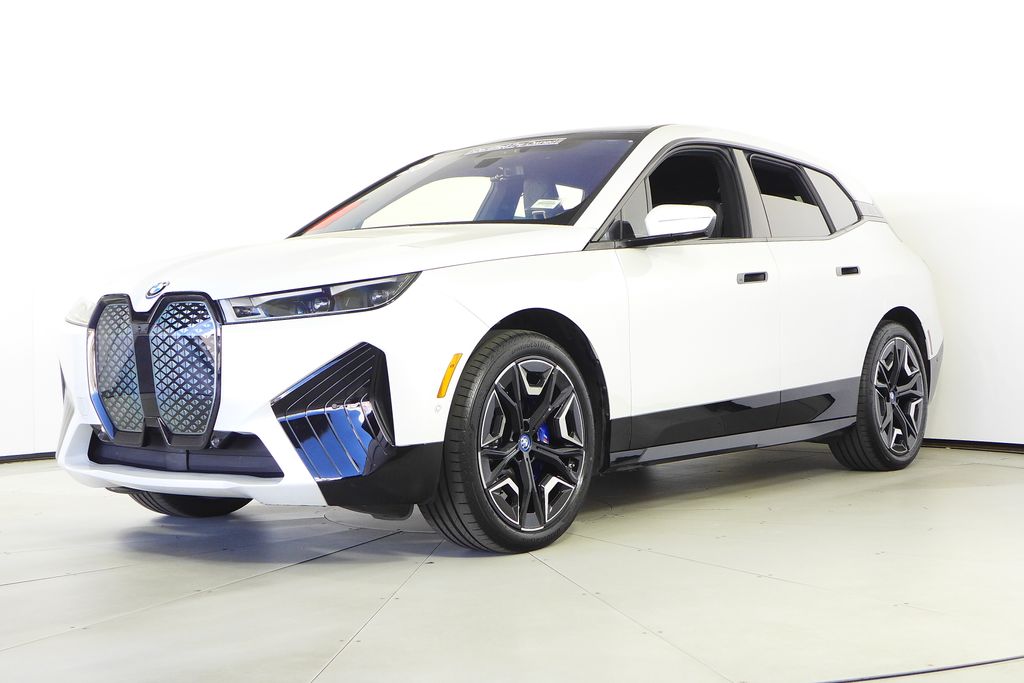 Thumbnail: 2023 BMW iX - 2