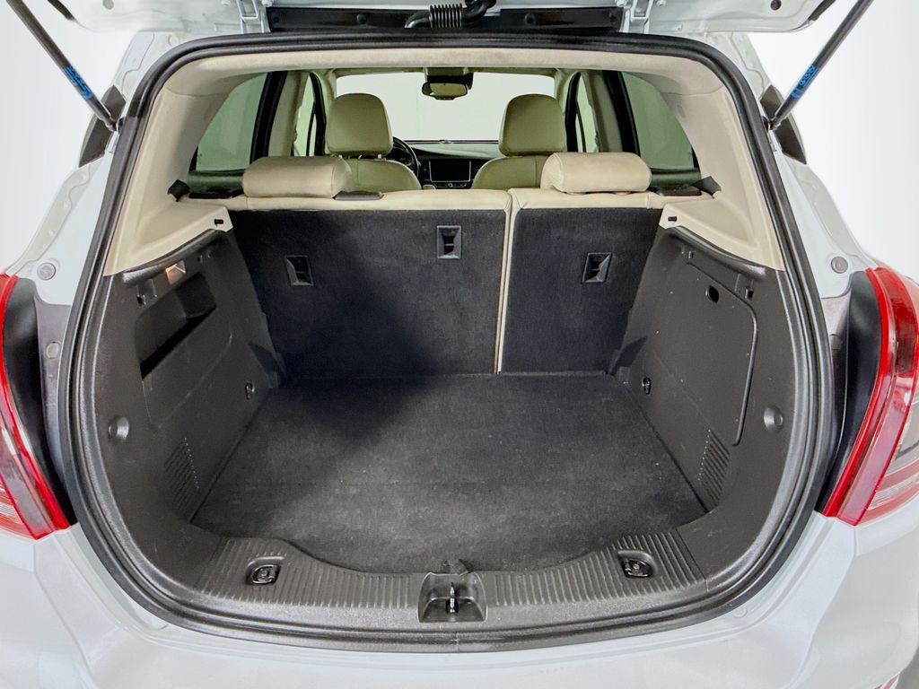 Thumbnail: 2019 Buick Encore - 28