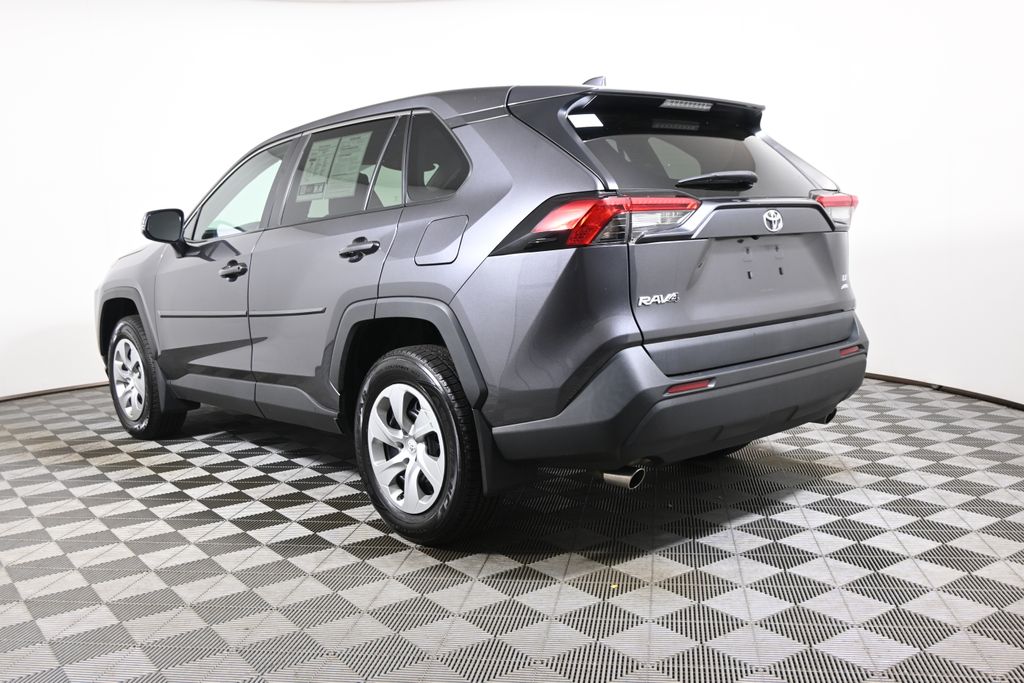 Thumbnail: 2022 Toyota RAV4 - 5
