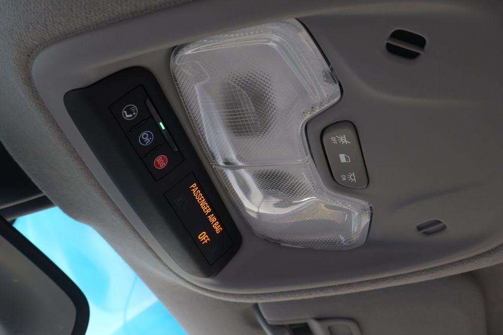 Thumbnail: 2018 Chevrolet Bolt EV - 28