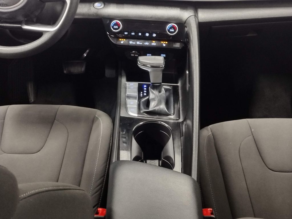 2022 Hyundai Elantra Hybrid Blue