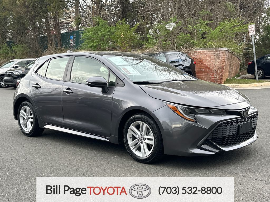 Magnetic Gray 2022 Toyota Corolla Hatchback SE FWD Hatchback Front-Wheel Drive Continuously Variable Transmission