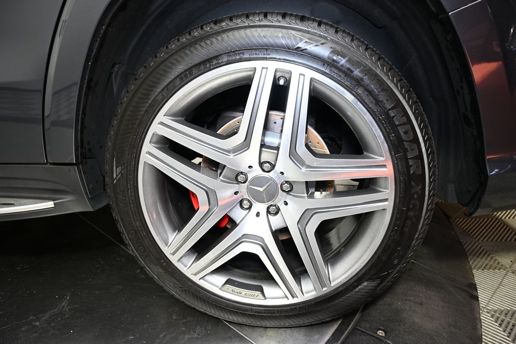 Thumbnail: 2015 Mercedes-Benz GL-Class - 13