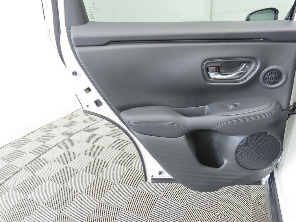 Thumbnail: 2025 Acura ADX - 26