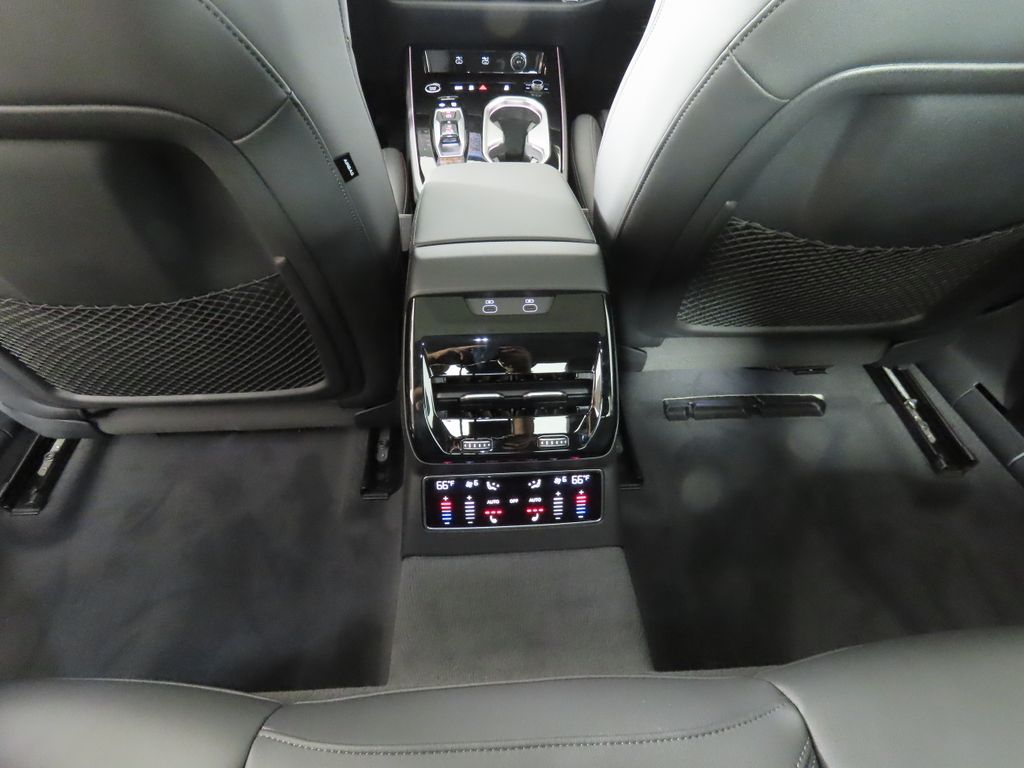 Thumbnail: 2026 Audi A6 - 22