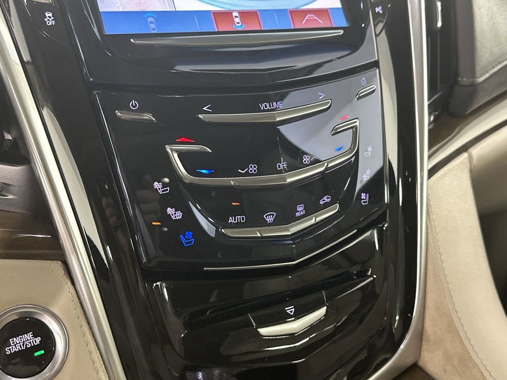 2019 Cadillac Escalade Luxury 27