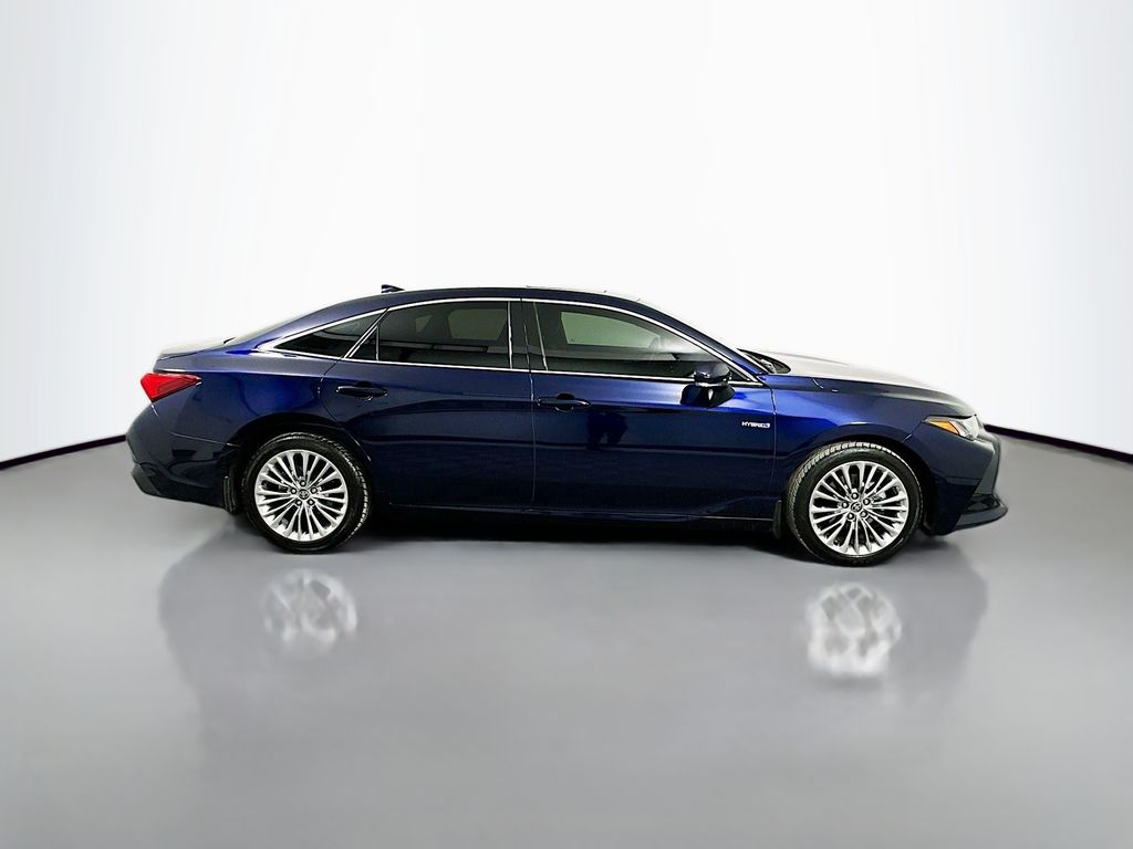 Thumbnail: 2021 Toyota Avalon - 4