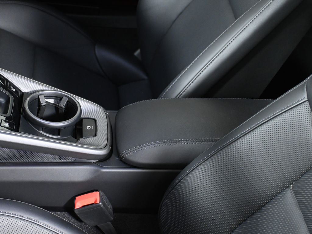 Thumbnail: 2022 Porsche 911 - 28