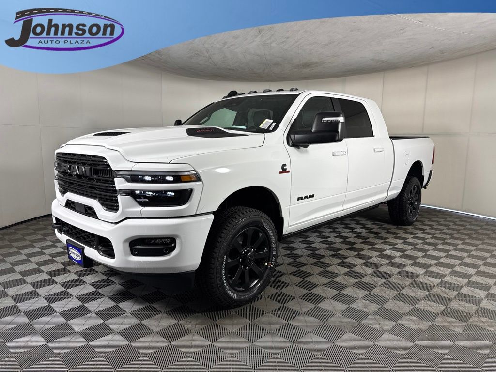 Bright White Clearcoat 2026 RAM 2500 Pickup Truck Four-Wheel Drive 8-Speed Automatic