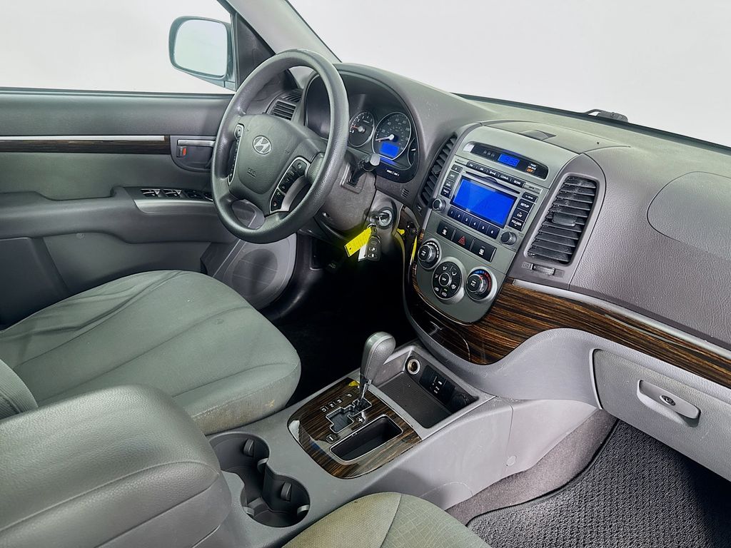 Used Car 2011 Hyundai Santa Fe  Gls For Sale Under $10,000 In Austin, Texas