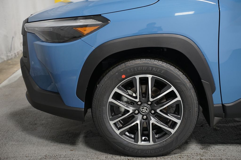 Thumbnail: 2026 Toyota Corolla Cross - 5