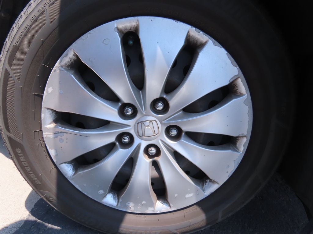 Thumbnail: 2012 Honda Accord - 18