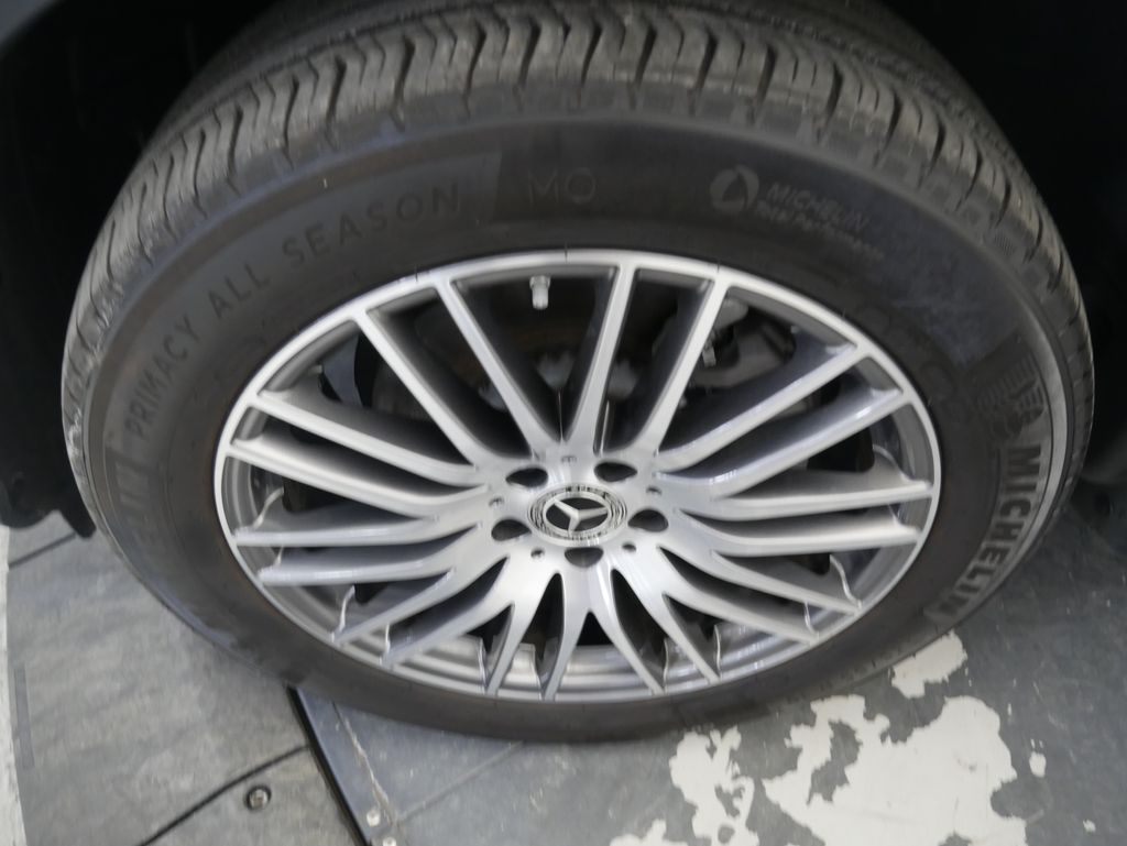 Thumbnail: 2023 Mercedes-Benz GLC - 14