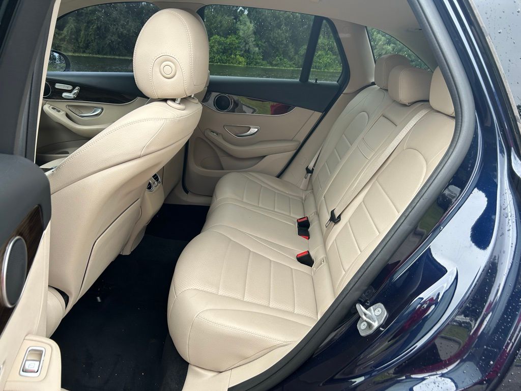 Thumbnail: 2019 Mercedes-Benz GLC - 12