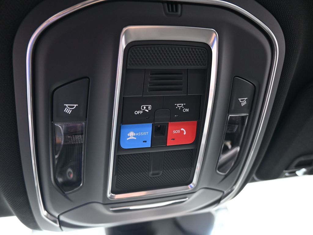 New 2026 Bright White Clearcoat Jeep Laredo image 23