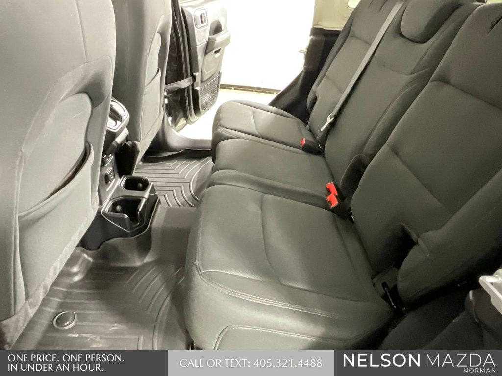 2019 Jeep Wrangler Unlimited Sahara - Photo 25