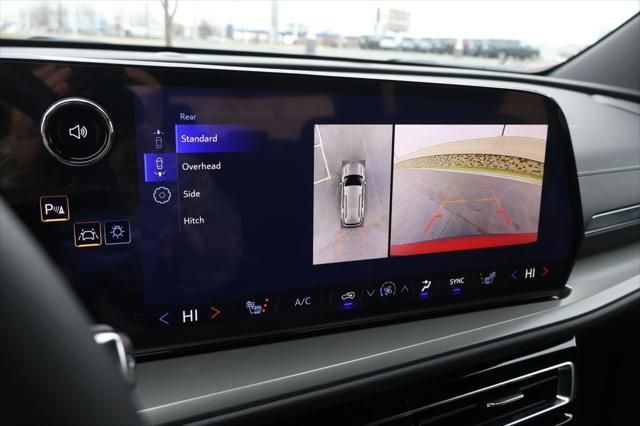 Thumbnail: 2026 Chevrolet Traverse - 25