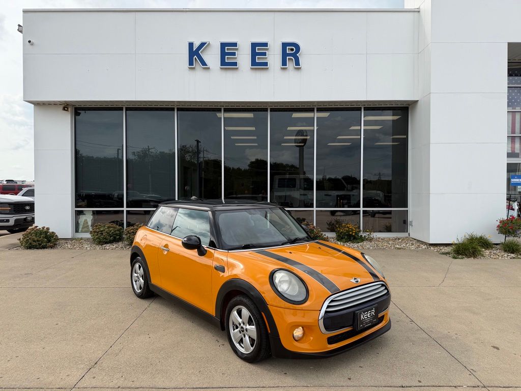 2015 MINI Cooper 2-Door Hatchback FWD