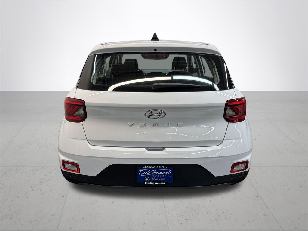 2022 Hyundai Venue SE