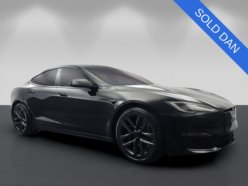 Solid Black 2024 Tesla Model S Sedan All-Wheel Drive 1-Speed Automatic