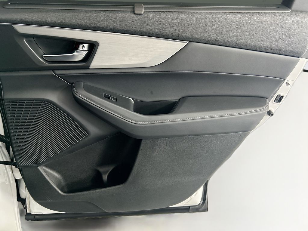 Thumbnail: 2023 Acura MDX - 26