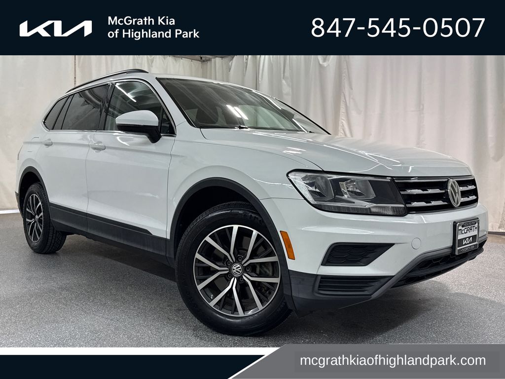 White Silver Metallic 2019 Volkswagen Tiguan SUV / Crossover All-Wheel Drive 8-Speed Automatic