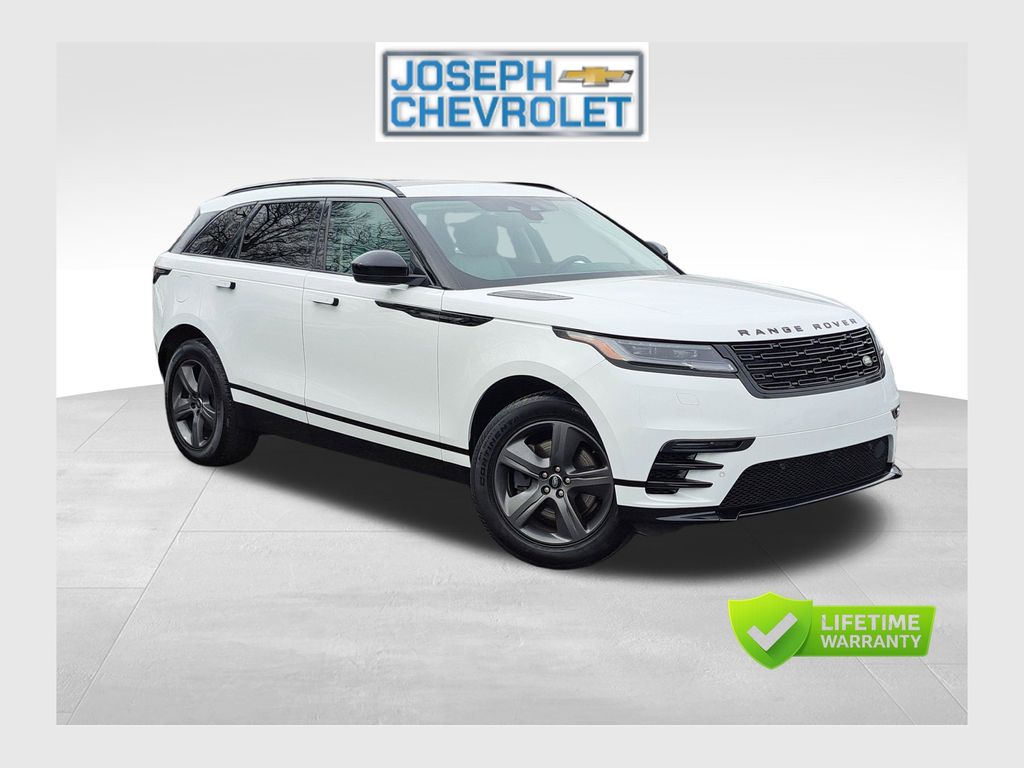 White 2025 Land Rover Range Rover Velar P250 Dynamic SE AWD SUV / Crossover All-Wheel Drive 8-Speed Automatic
