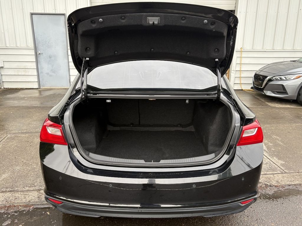 2020 Chevrolet Malibu LS