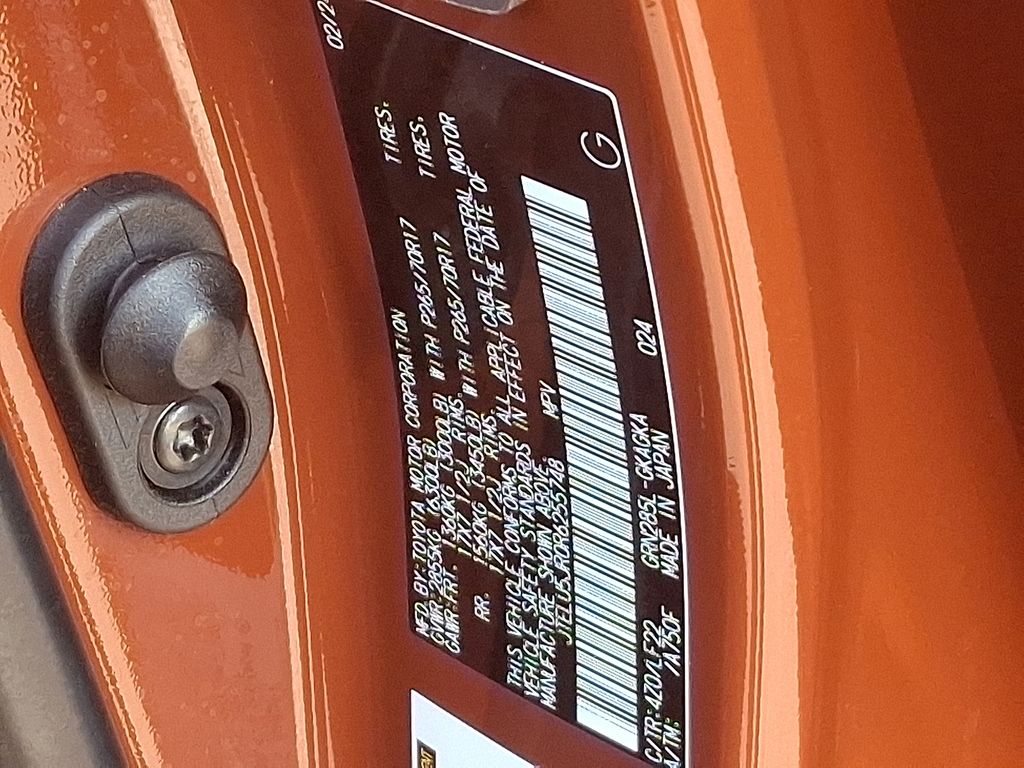 Thumbnail: 2024 Toyota 4Runner - 28