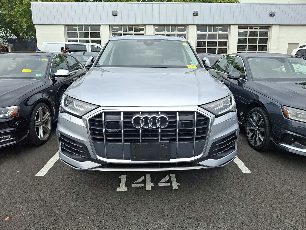 Thumbnail: 2022 Audi Q7 - 2