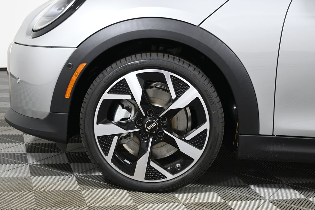 Thumbnail: 2026 MINI Cooper - 17