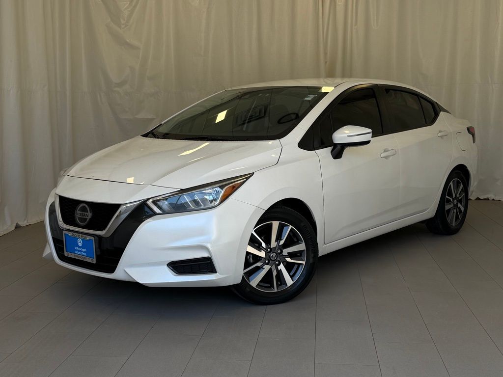 2020 Nissan Versa SV FWD
